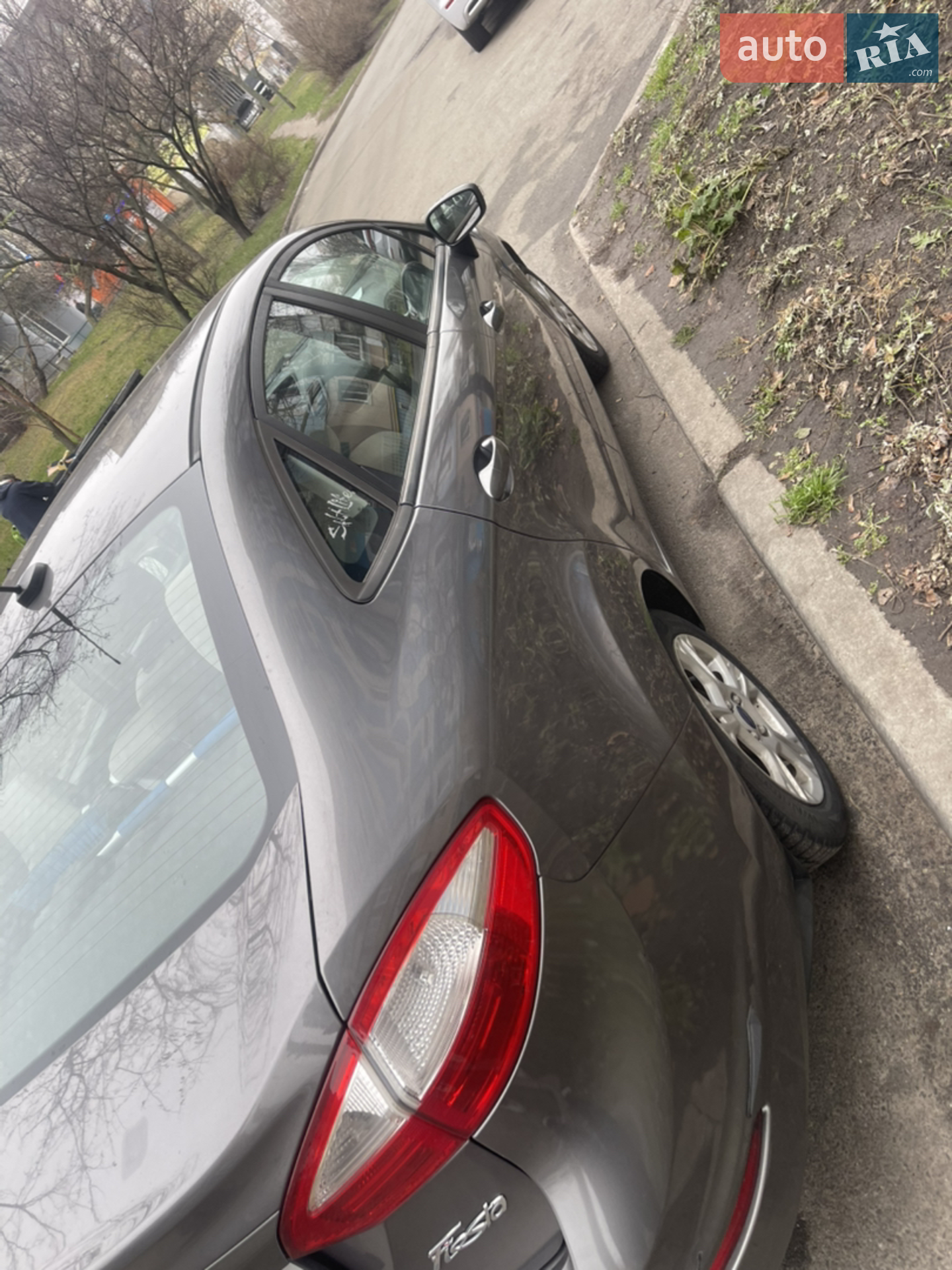 2013 Ford Fiesta - мініатюра 6