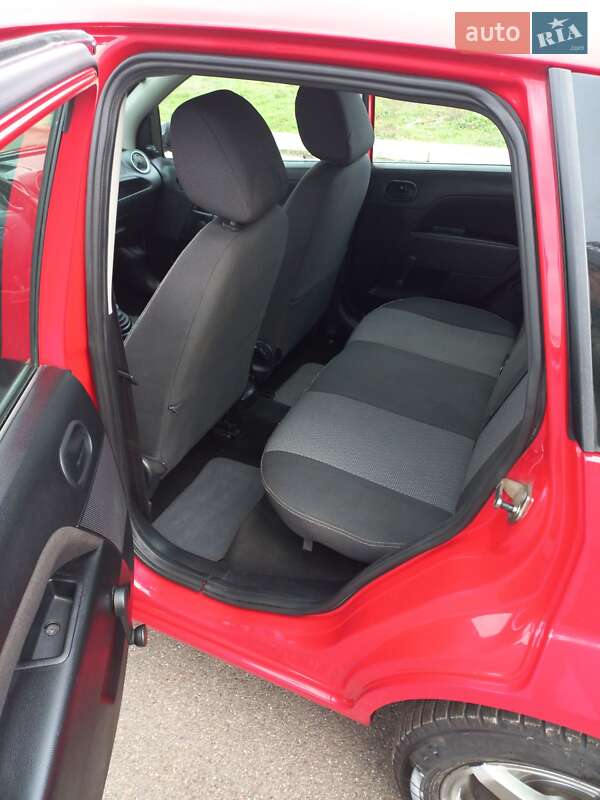 Хетчбек Ford Fiesta 2007 в Кривому Розі