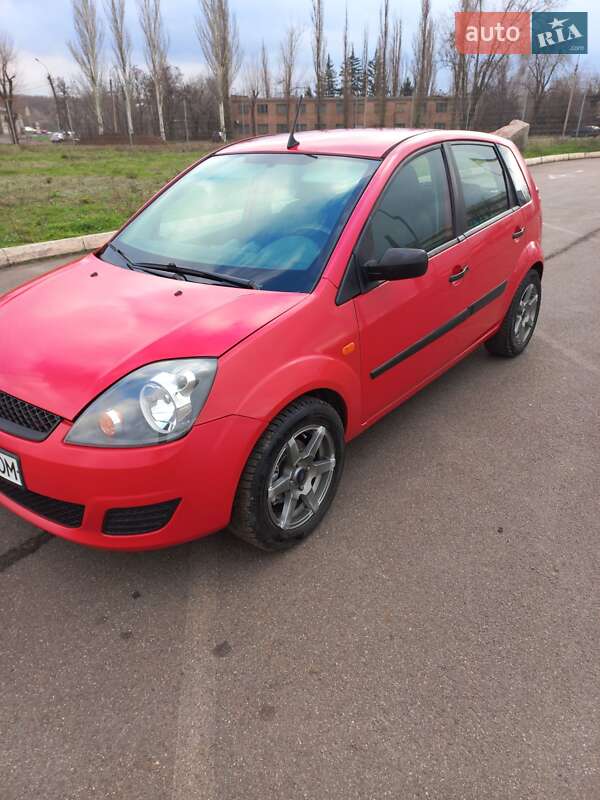 Хетчбек Ford Fiesta 2007 в Кривому Розі
