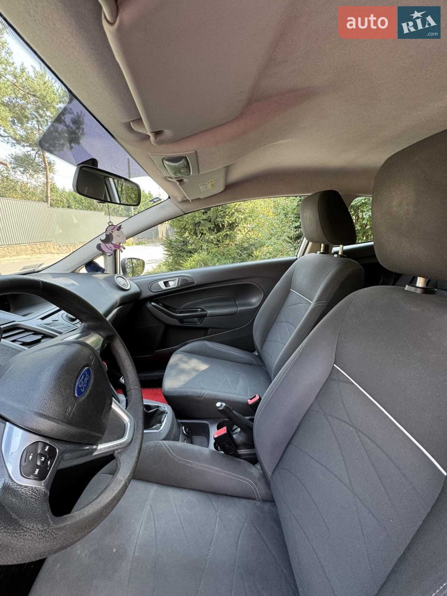 2013 Ford Fiesta - мініатюра 21