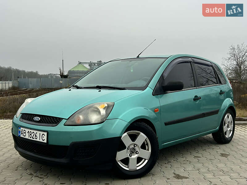 Хэтчбек Ford Fiesta 2007 в Вапнярке