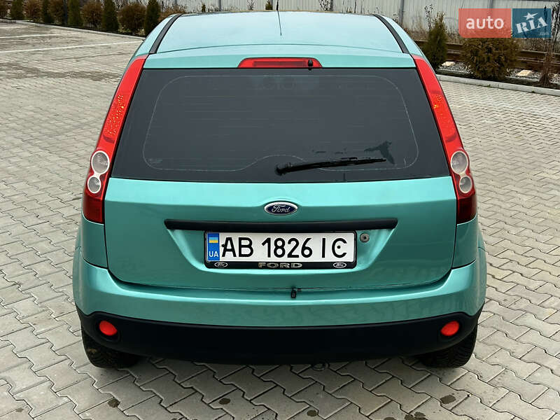 Хэтчбек Ford Fiesta 2007 в Вапнярке
