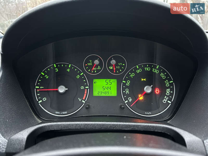 Хэтчбек Ford Fiesta 2007 в Вапнярке