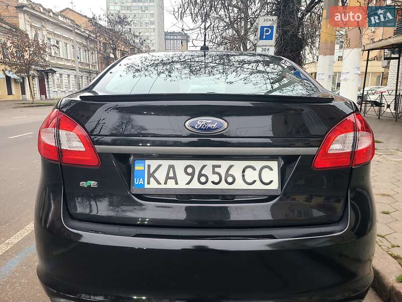 Седан Ford Fiesta 2012 в Одессе