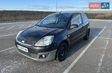 Хэтчбек Ford Fiesta 2007 в Ровно
