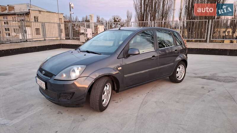 Хетчбек Ford Fiesta 2008 в Києві