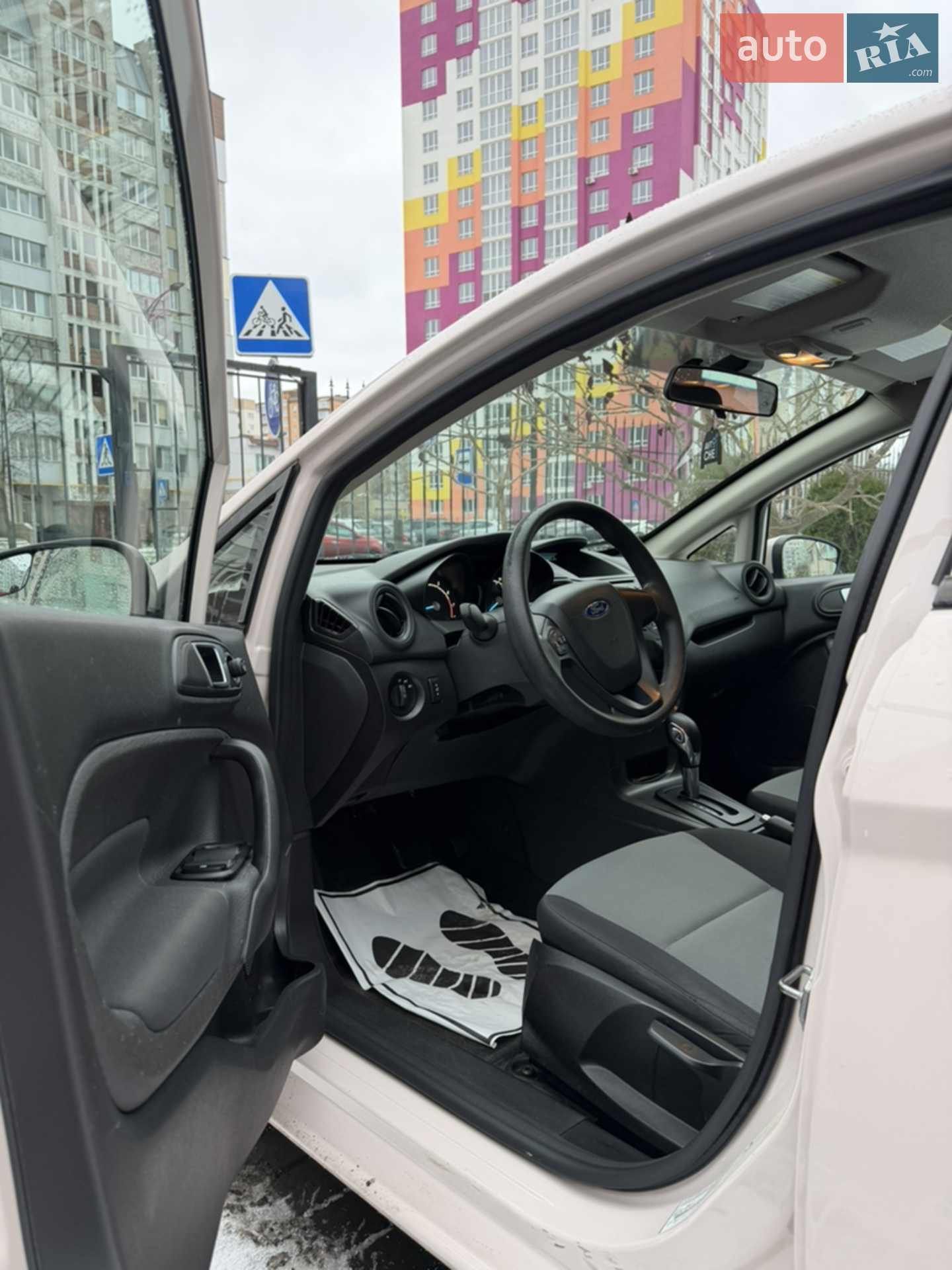 2015 Ford Fiesta - мініатюра 6