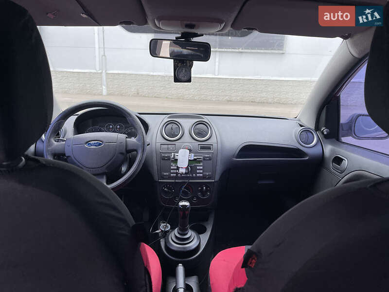 Хэтчбек Ford Fiesta 2007 в Одессе