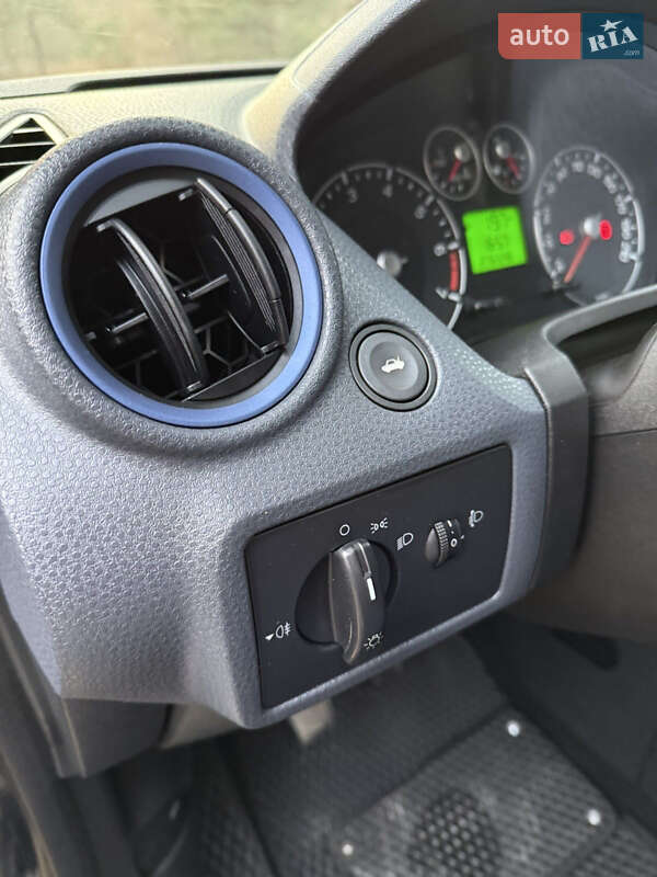 Хетчбек Ford Fiesta 2007 в Києві