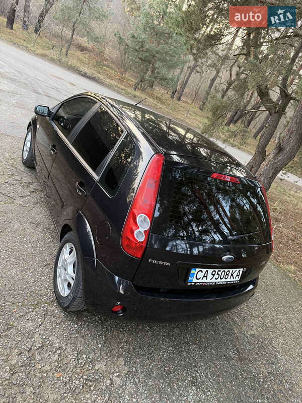 Хетчбек Ford Fiesta 2007 в Києві
