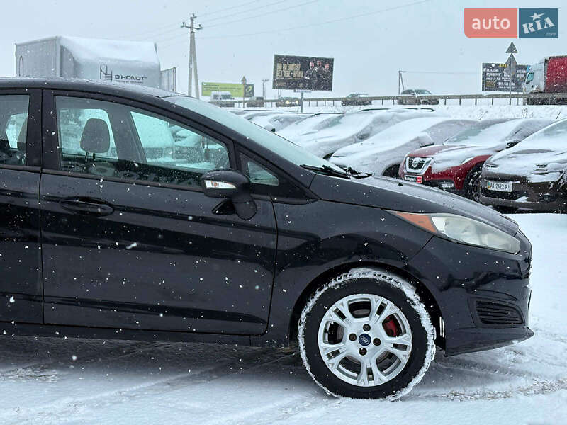 Хетчбек Ford Fiesta 2016 в Львові