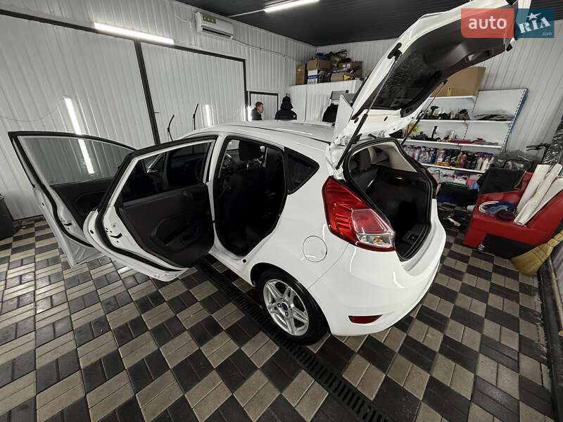 Хэтчбек Ford Fiesta 2017 в Хмельницком фото 12 Хэтчбек Ford Fiesta 2017 в Хмельницком