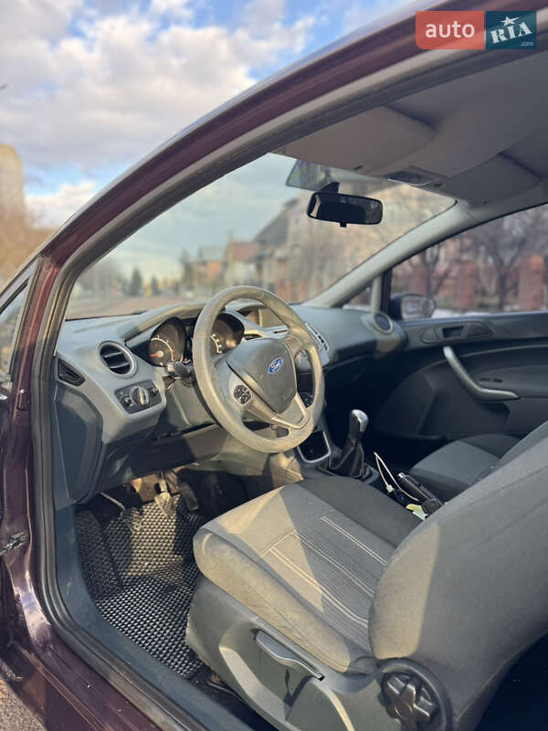 Хэтчбек Ford Fiesta 2009 в Ивано-Франковске