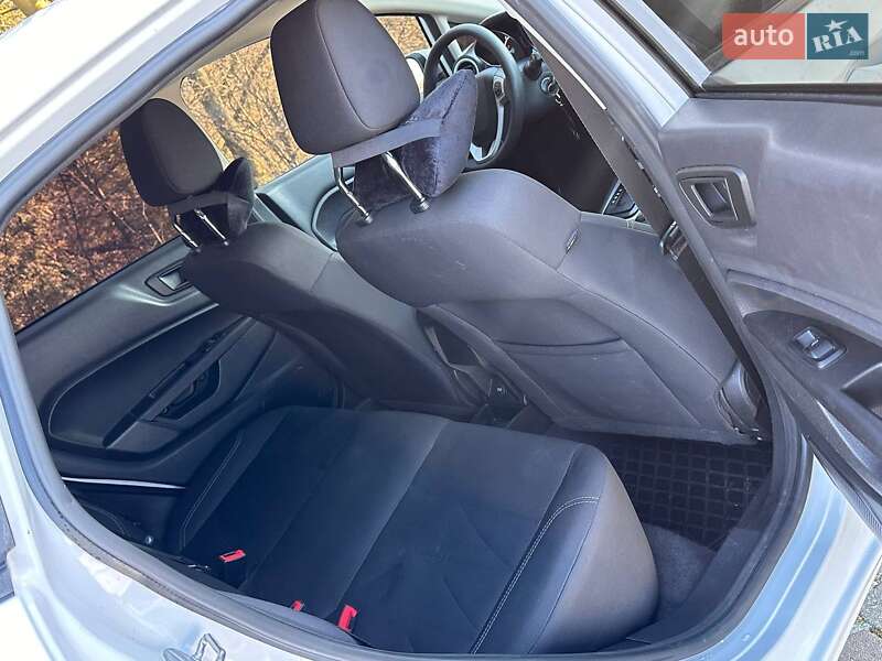 Хетчбек Ford Fiesta 2018 в Івано-Франківську