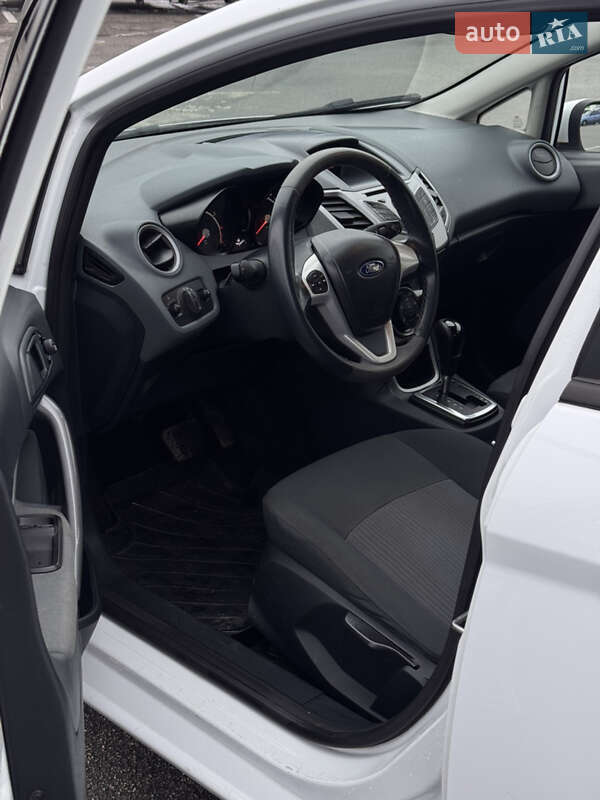 Хетчбек Ford Fiesta 2011 в Запоріжжі фото 9 Хетчбек Ford Fiesta 2011 в Запоріжжі