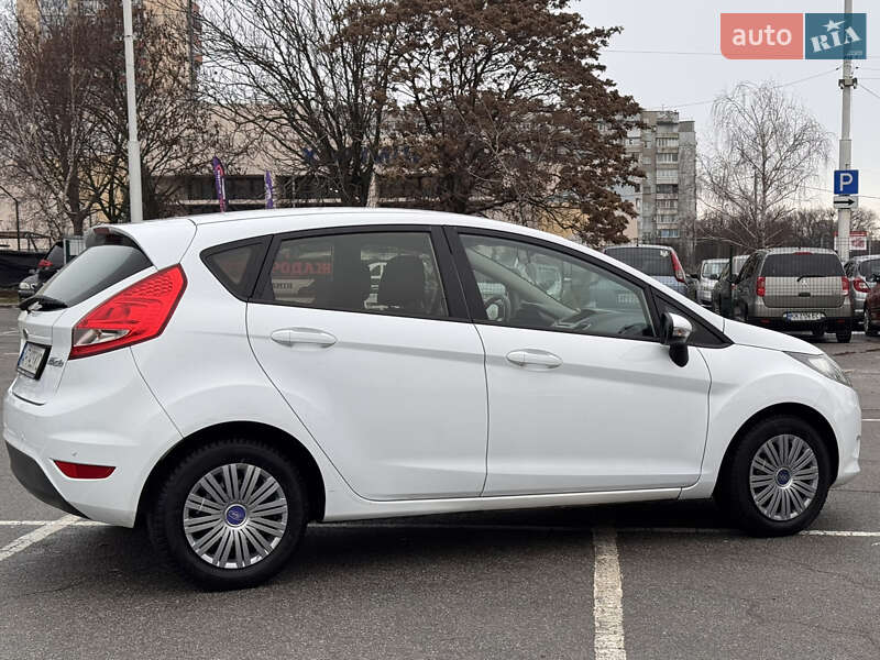 Хетчбек Ford Fiesta 2011 в Запоріжжі фото 6 Хетчбек Ford Fiesta 2011 в Запоріжжі