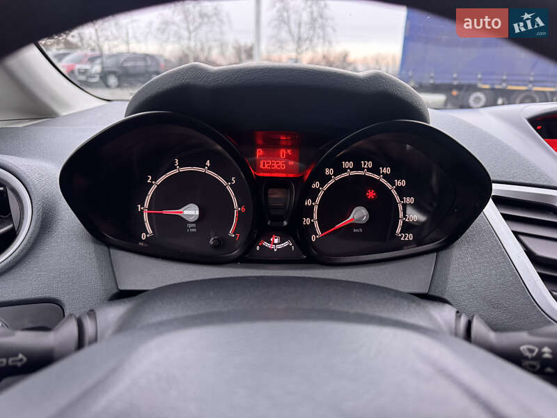 Хетчбек Ford Fiesta 2011 в Запоріжжі фото 12 Хетчбек Ford Fiesta 2011 в Запоріжжі