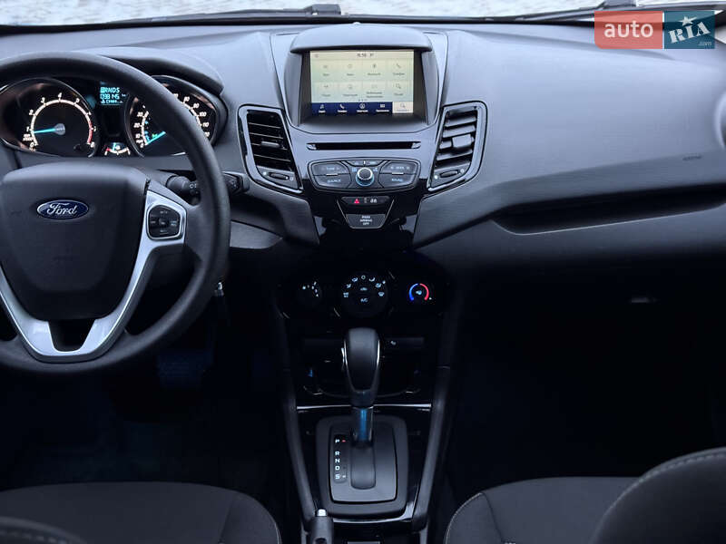 Хетчбек Ford Fiesta 2018 в Києві