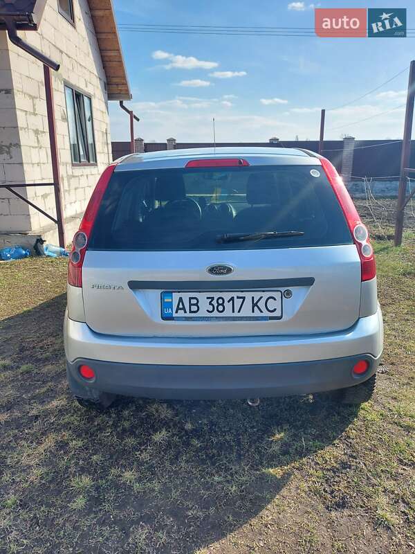 Хетчбек Ford Fiesta 2007 в Києві