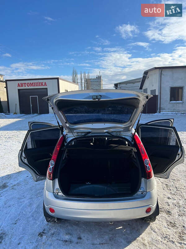 Хэтчбек Ford Fiesta 2006 в Тернополе
