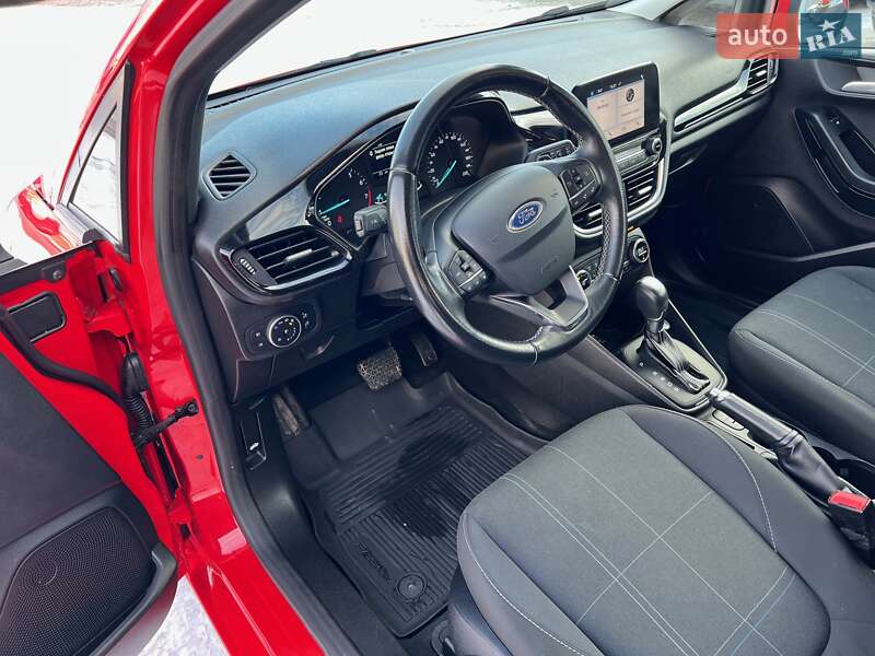 Хэтчбек Ford Fiesta 2017 в Тернополе фото 17 Хэтчбек Ford Fiesta 2017 в Тернополе