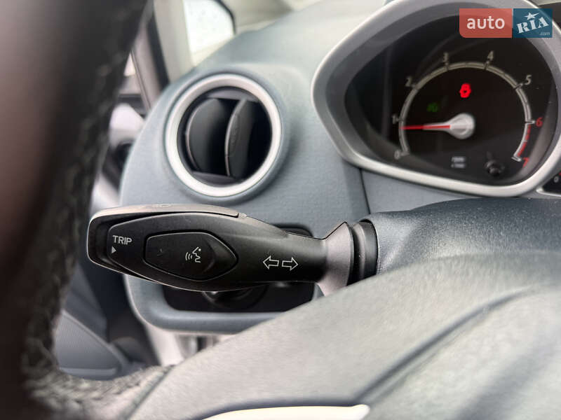 Хэтчбек Ford Fiesta 2010 в Виннице