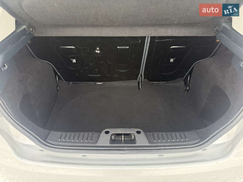 Хэтчбек Ford Fiesta 2010 в Виннице