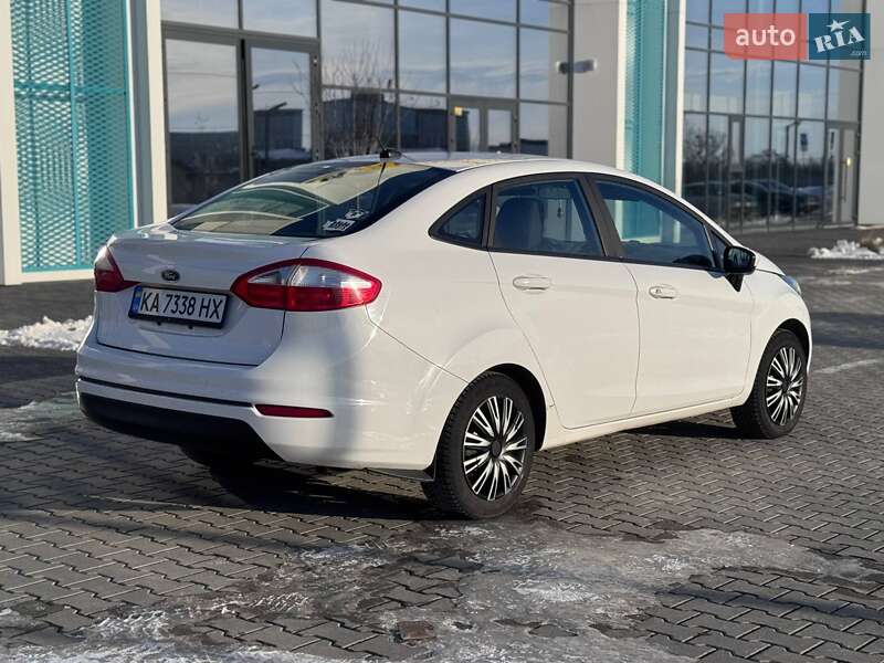Седан Ford Fiesta 2014 в Львове фото 14 Седан Ford Fiesta 2014 в Львове