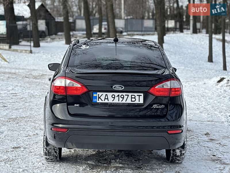 Седан Ford Fiesta 2014 в Києві