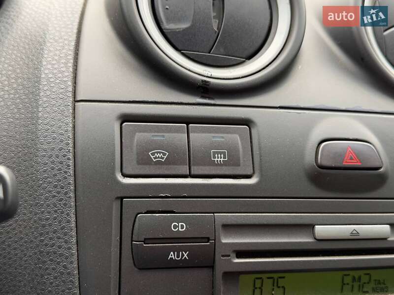 Хэтчбек Ford Fiesta 2007 в Киеве