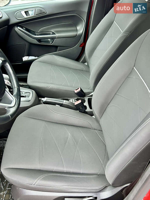 Хэтчбек Ford Fiesta 2016 в Харькове