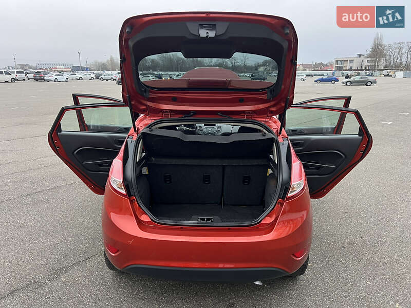 Хэтчбек Ford Fiesta 2018 в Киеве