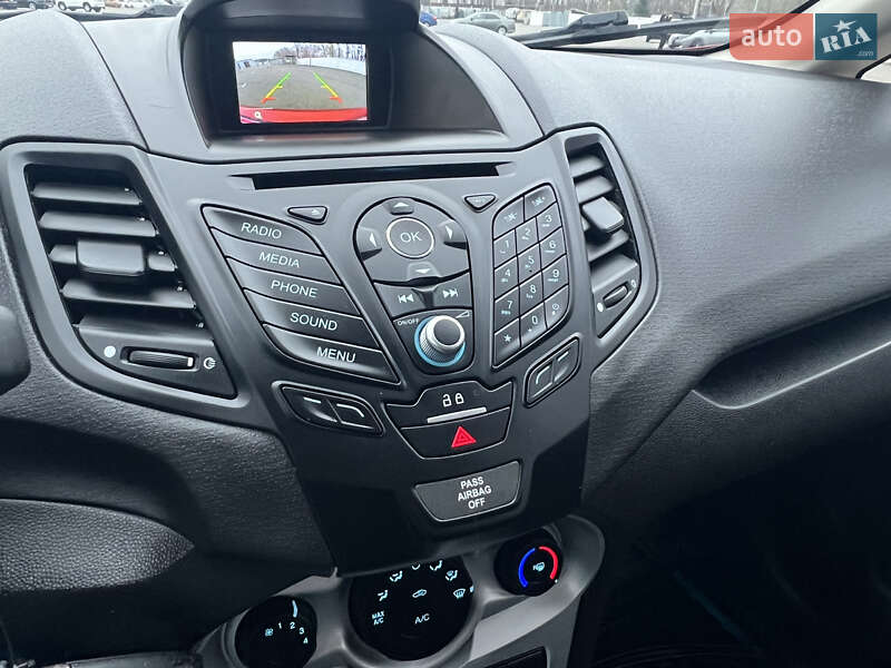 Хэтчбек Ford Fiesta 2018 в Киеве