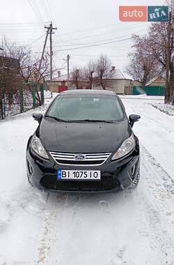 Седан Ford Fiesta 2012 в Лубнах