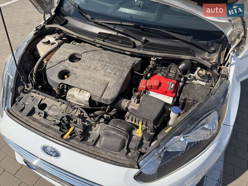 Хетчбек Ford Fiesta 2013 в Києві