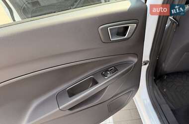Хэтчбек Ford Fiesta 2013 в Киеве