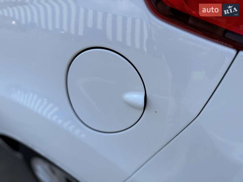 Хетчбек Ford Fiesta 2013 в Києві