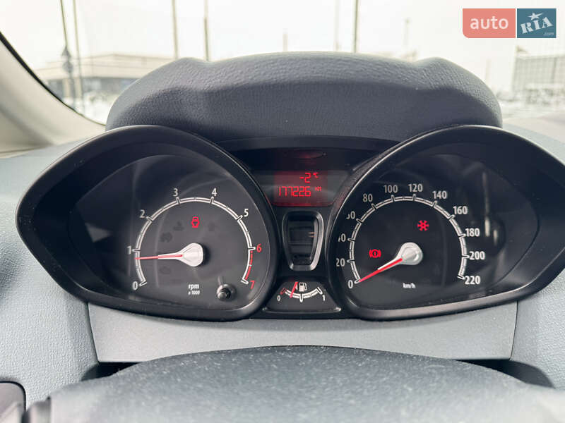 Хэтчбек Ford Fiesta 2010 в Мукачево фото 15 Хэтчбек Ford Fiesta 2010 в Мукачево