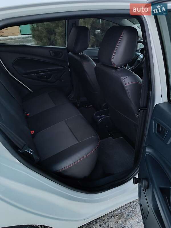Хетчбек Ford Fiesta 2012 в Хмельницькому