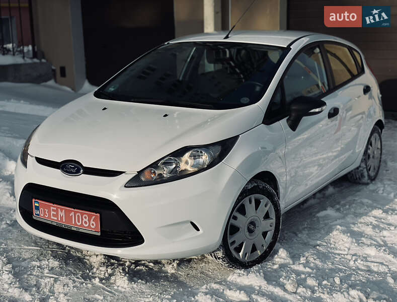 Хэтчбек Ford Fiesta 2012 в Хмельницком