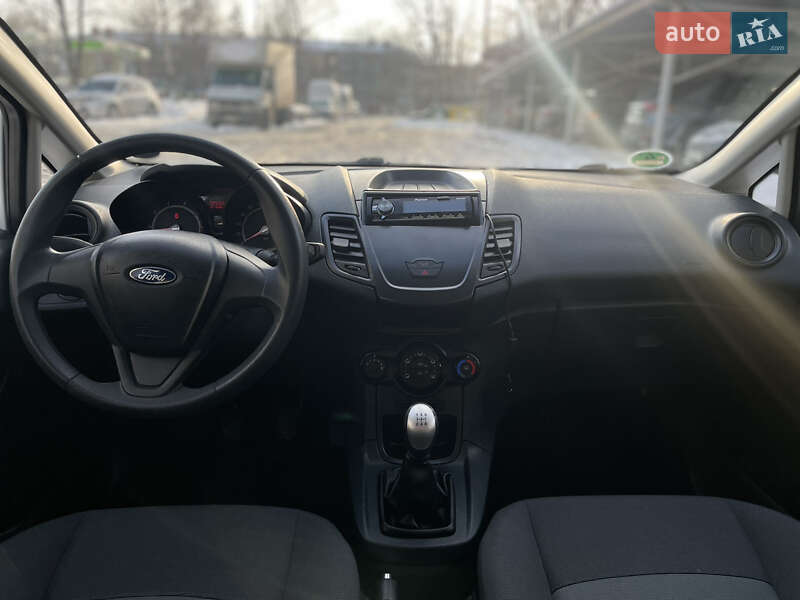 Хэтчбек Ford Fiesta 2012 в Хмельницком
