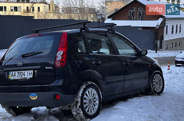 Хэтчбек Ford Fiesta 2008 в Киеве