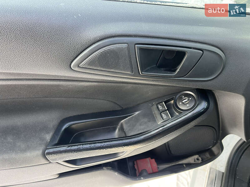 Хэтчбек Ford Fiesta 2014 в Хмельницком фото 17 Хэтчбек Ford Fiesta 2014 в Хмельницком