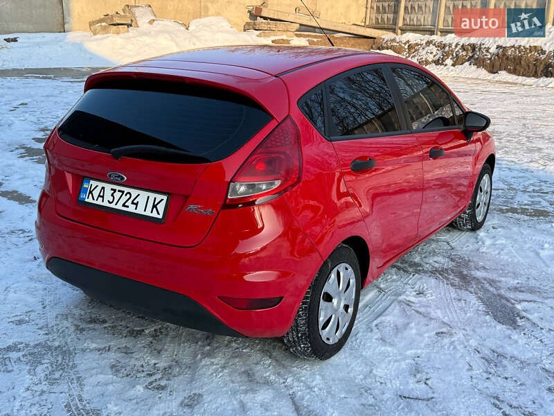 Хэтчбек Ford Fiesta 2012 в Золотоноше фото 6 Хэтчбек Ford Fiesta 2012 в Золотоноше