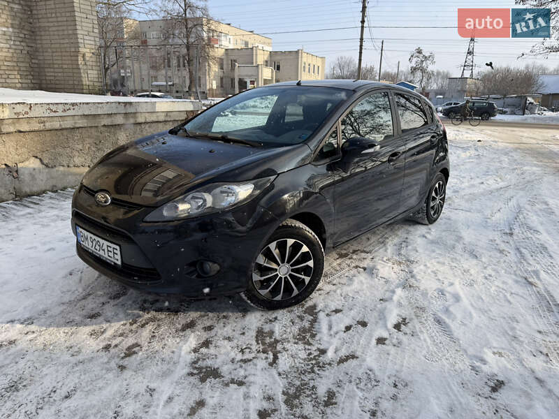 Хэтчбек Ford Fiesta 2011 в Конотопе