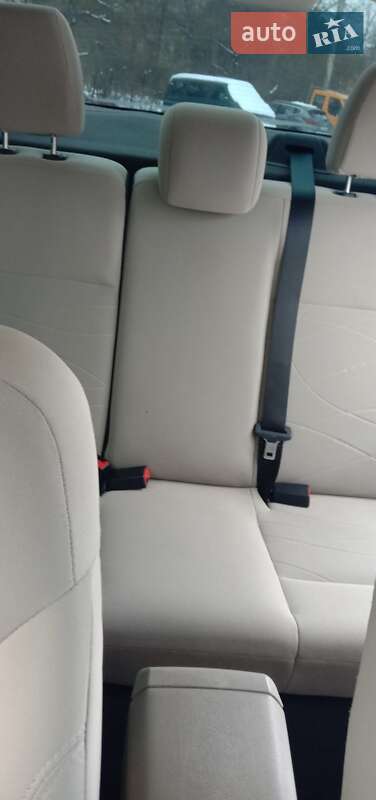 Седан Ford Fiesta 2014 в Черновцах