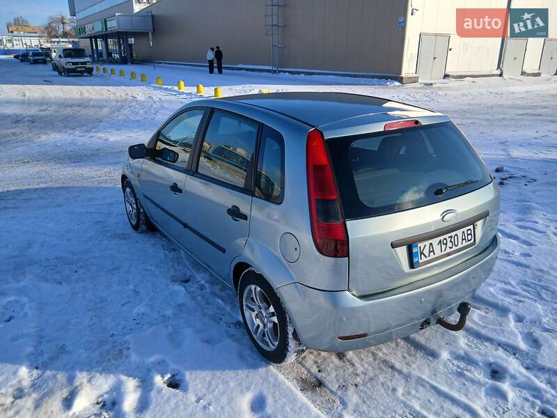 Хэтчбек Ford Fiesta 2003 в Борисполе