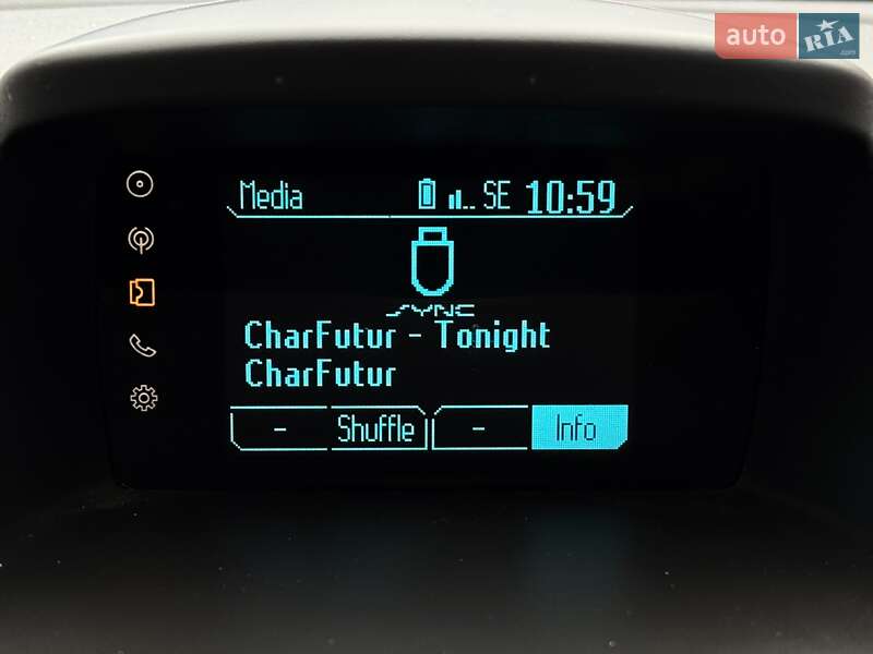 Седан Ford Fiesta 2016 в Днепре