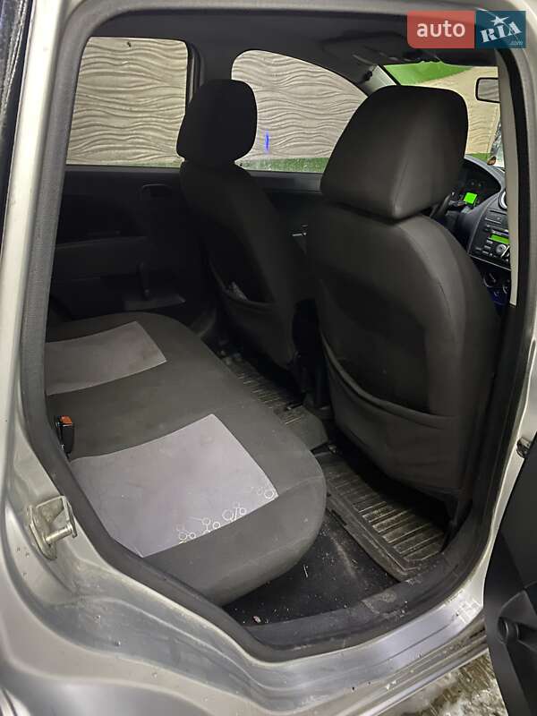 Хэтчбек Ford Fiesta 2005 в Броварах