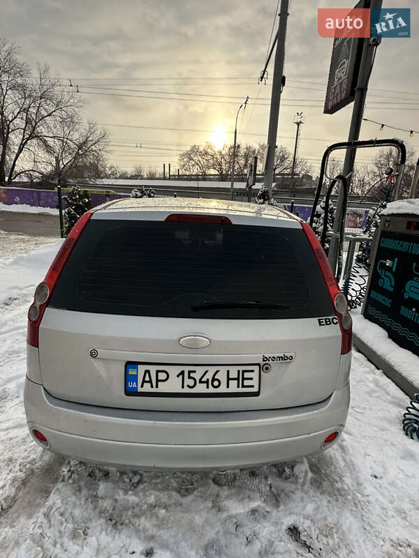 Хетчбек Ford Fiesta 2006 в Запоріжжі